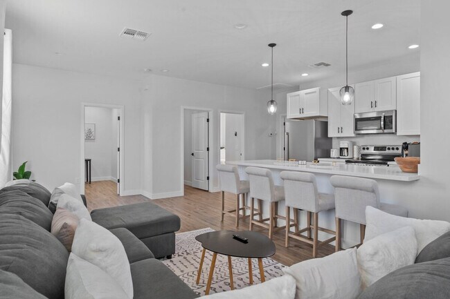 Photo - 3757 E Van Buren St Unit ID1244328P