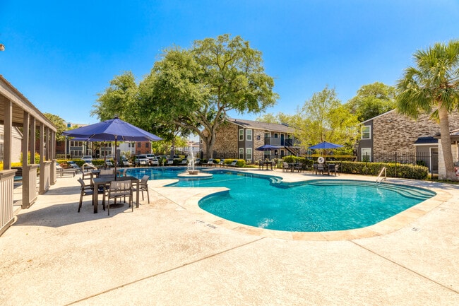 Photo - The Abbey at Energy Corridor