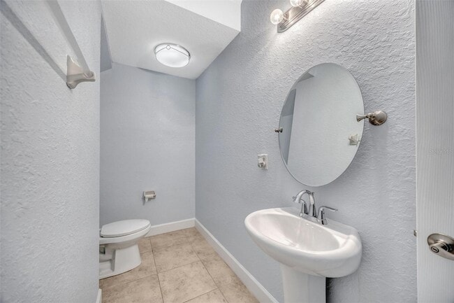 Photo - 143 Alexander Woods Dr