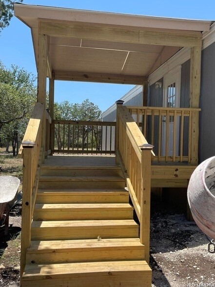 Photo - 960 Forest View Dr