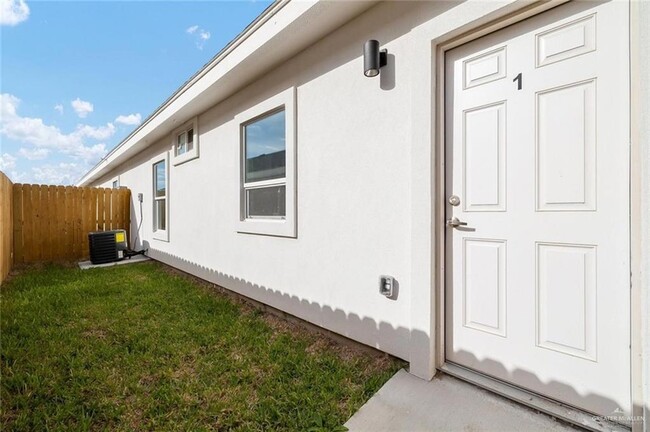 Photo - 11019 N 36th Ln Unit 1