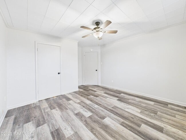 Photo - 906 Center St