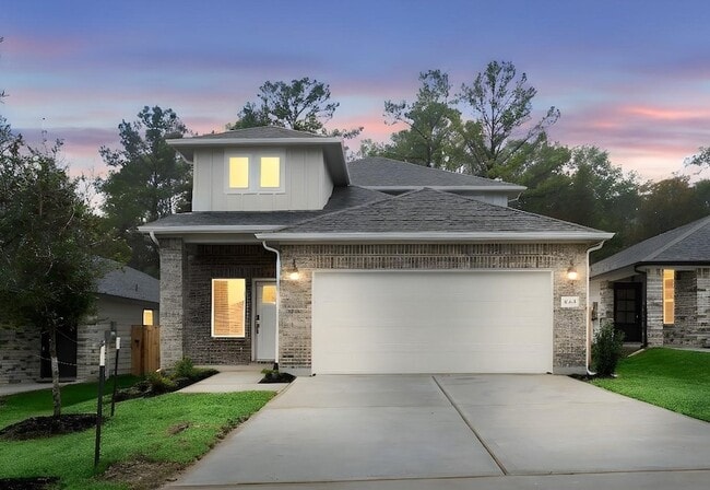 Building Photo - 18733 Timber Gln Dr