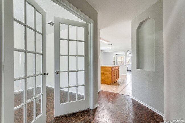 Photo - 316 Lonestar Gait