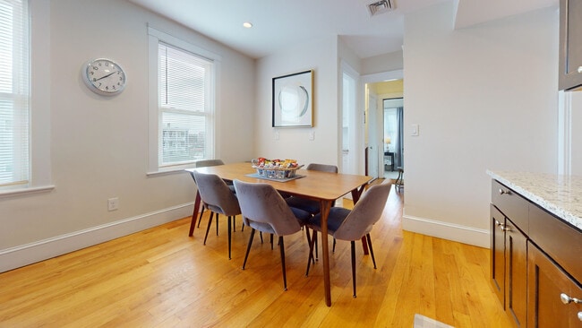 Photo - 28 Clay St Unit SI FL1-ID1238078P