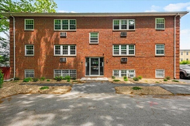 Photo - 11 Schubert St Unit 8-1