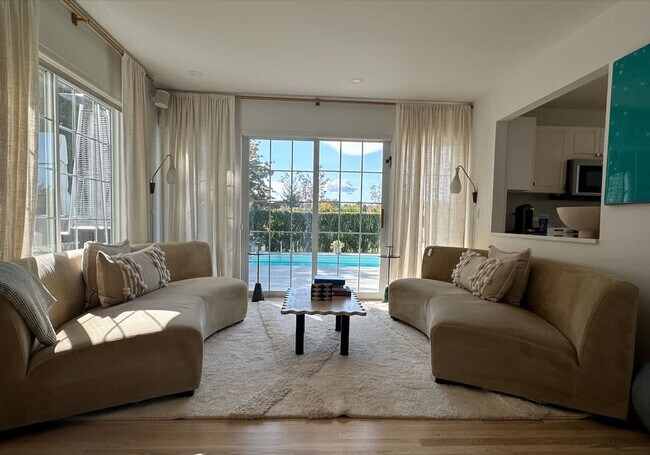 Photo - 62 Sea Farm Ln Unit ID1023411P