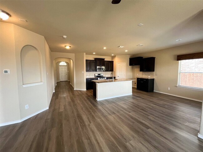 Photo - 473 Spring Dr