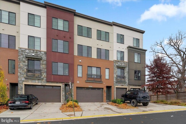 Building Photo - 4902 Trail Vista Ln