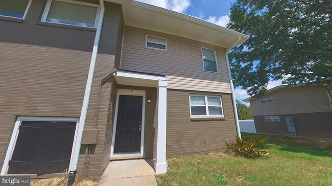 Building Photo - 2050 Nike Dr