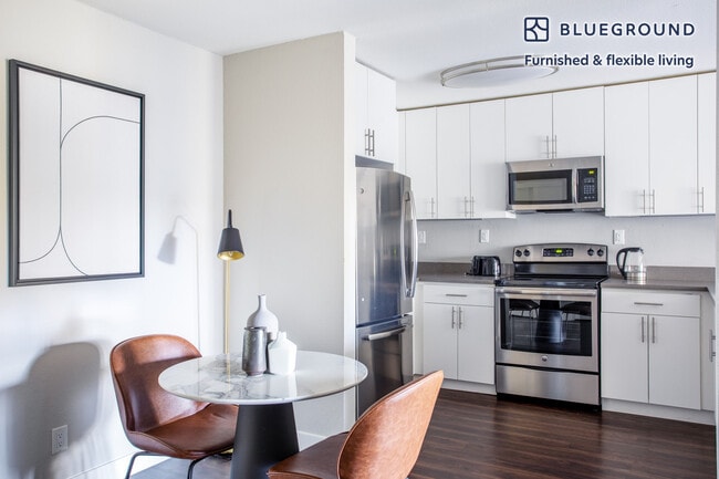 Photo - 655 S Fair Oaks Ave Unit FL2-ID386