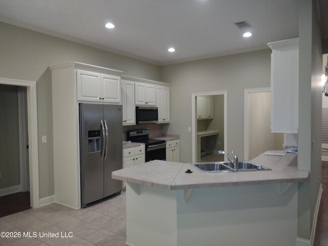 Photo - 446 Ash Tree Ln