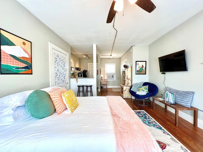 Photo - 304 Power St Unit ID1268423P