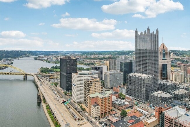 Photo - 151 Fort Pitt Blvd Unit 702