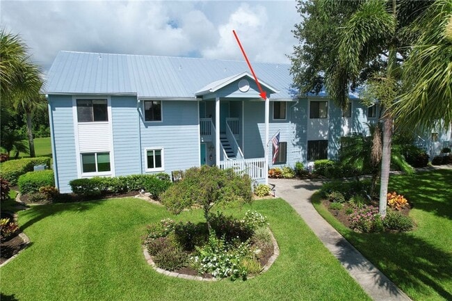Building Photo - 9635 Riverside Dr Unit 4