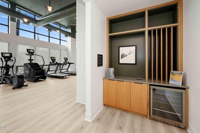 Photo - 222 N West St Unit B3