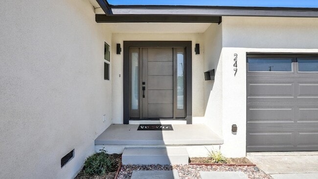 Photo - 247 S Date St E