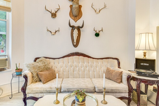 Photo - 3252 W Wabansia Ave Unit ID1306713P