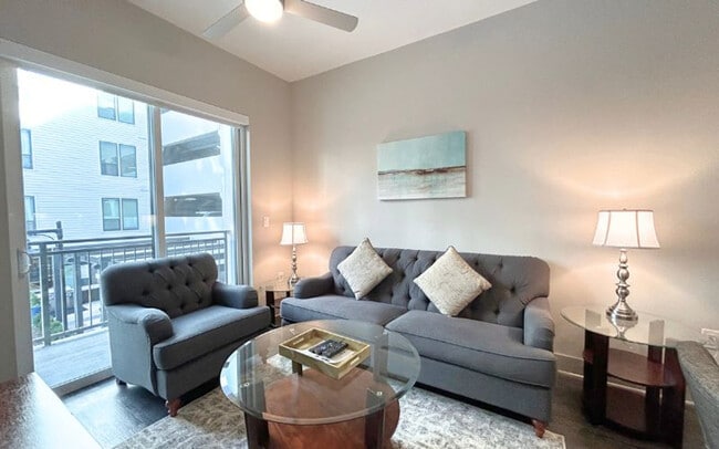 Building Photo - 3158 Stillhouse Creek Dr Unit ID1320725P