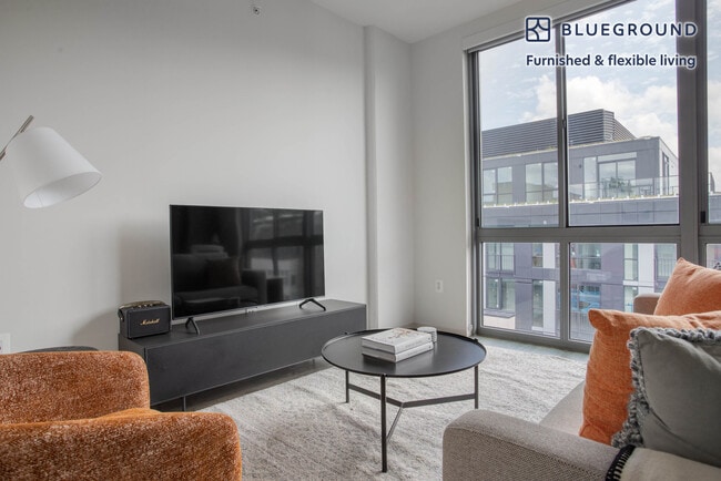 Photo - 55 M St NE Unit FL12-ID701