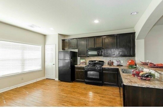 Photo - 49 Woodland Hills Dr Unit B