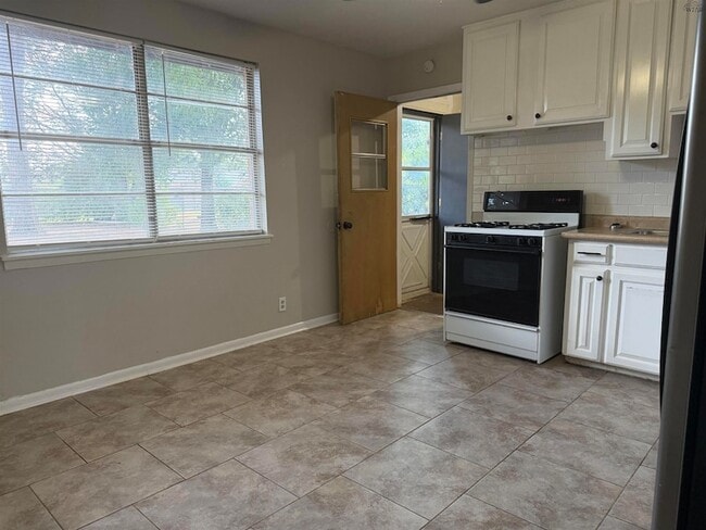 Photo - 4613 Langford Ln