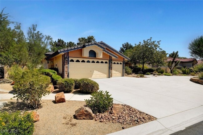 Photo - 4726 Monument Valley Rd