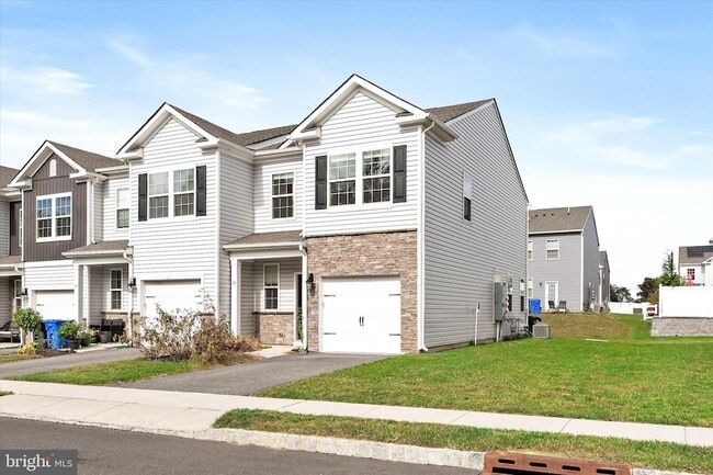 Photo - 59 Peregrine Way