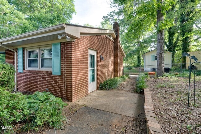 Photo - 2026 Jefferson Dr