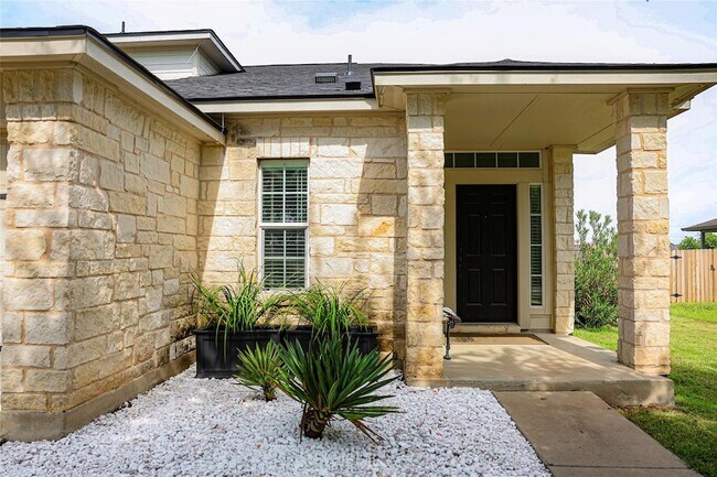 Photo - 214 Lidell St