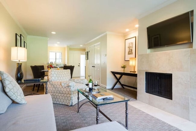 Photo - 662 Cottage Dr Unit ID1436432P