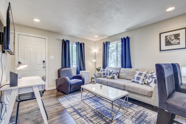 Photo - 1363 Pierce St Unit ID1341156P