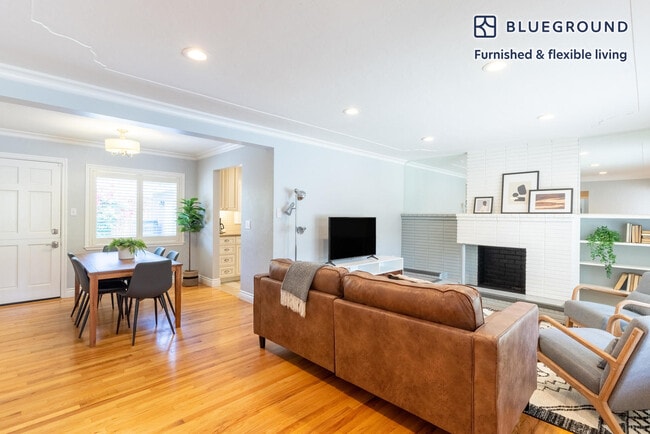 Photo - 1058 Lovoi Way