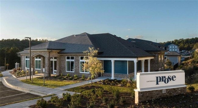 Photo - 100 Overlook Pkwy SE