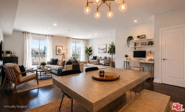 Building Photo - 1430 S Beverly Glen Blvd Unit 303