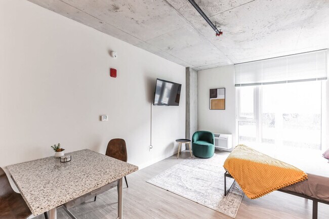 Photo - 776 Euclid Ave Unit SI ID1539810P