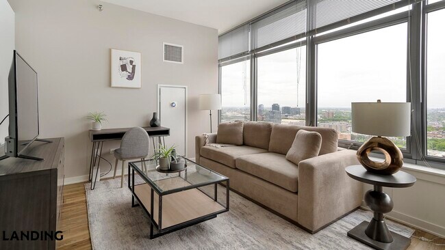 Photo - 347 W Chestnut St Unit 2506