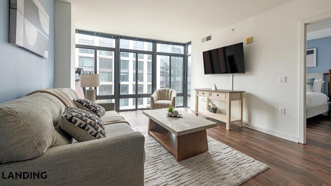 Photo - 100 I St SE Unit 100-906