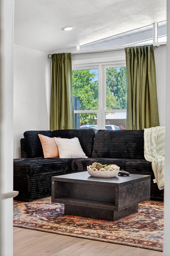 Photo - 1004 Airport Blvd Unit ID1337875P