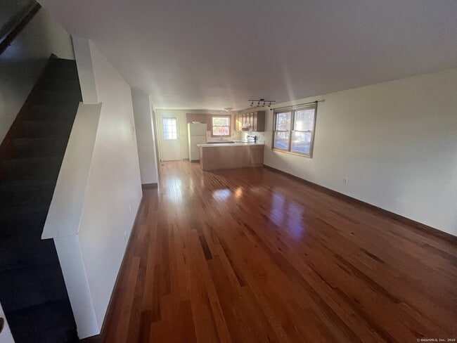 Photo - 2 Allspice Ln