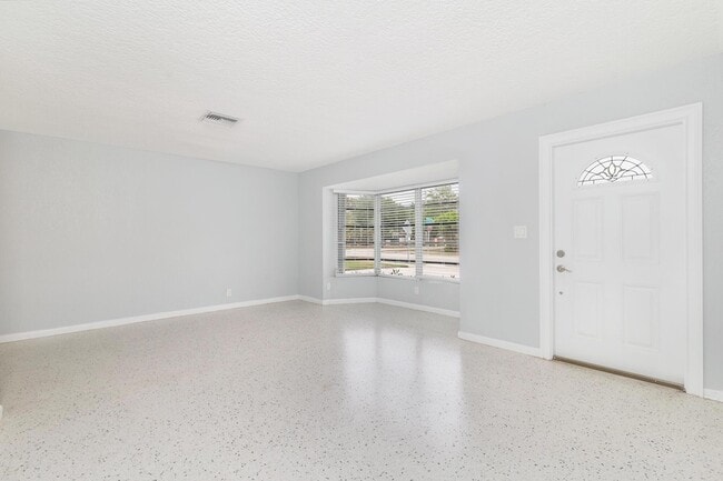 Photo - 250 Arlington Rd