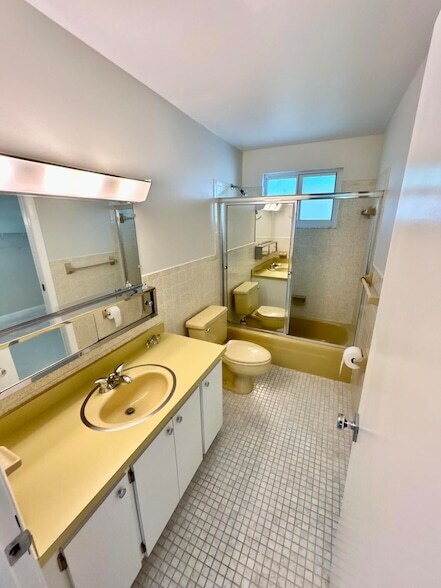 Photo - 421 S Lakeside Dr Unit 7