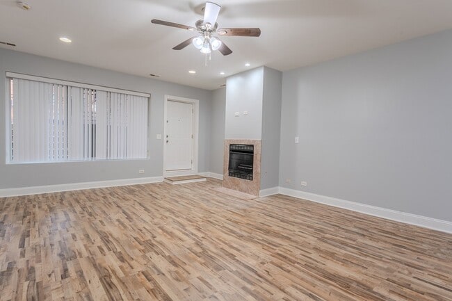 Photo - 5408 S Michigan Ave Unit 1N