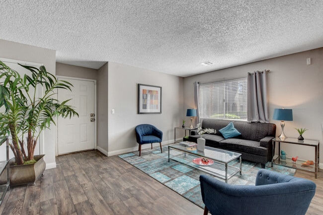 Photo - Sequoia Meadows