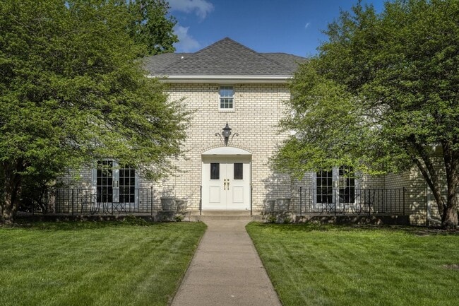 Photo - 5721 Londonderry Rd