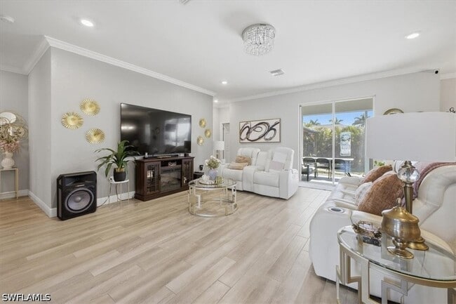 Photo - 1025 NW 7th Pl