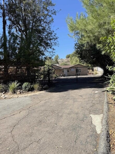 Photo - 12118 Poway Rd