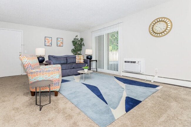 Photo - Rivers Edge Apartments