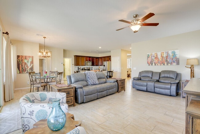Building Photo - 17940 W Glenhaven Dr Unit SI ID1545844P