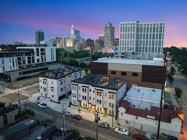 Photo - 413 W Lenoir St Unit ID1051238P